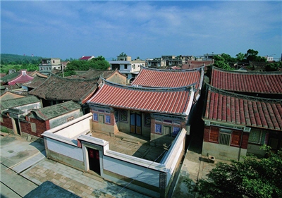 傳統古厝重新整修，活化再生成為具有金特特色的民宿/金管處提供，廖東坤攝