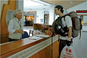 戴國健校長能為外國朋友介紹台灣之美感到非常驕傲榮耀/林茂耀提供
