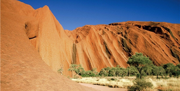 巨石的一部份，近拍，無法完全補促壯麗景觀/徐至能攝