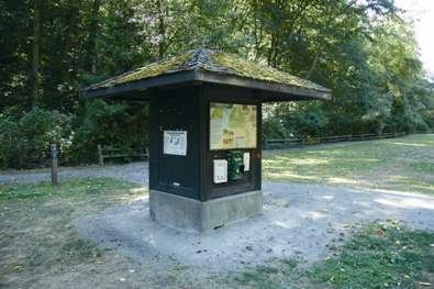 Carkeek Park in Seattle, provide “degradable pick-up mitt” for people deal with pet waste