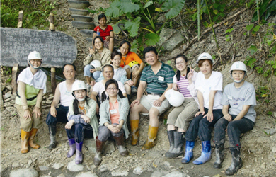 Working holidays are one of the many ways to spread the natural environment