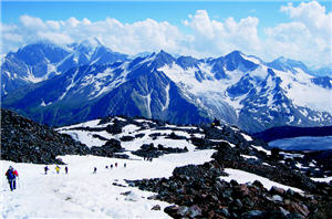 The first climbing of the 7 Peaks Project is the spectacular Mt. Caucasus