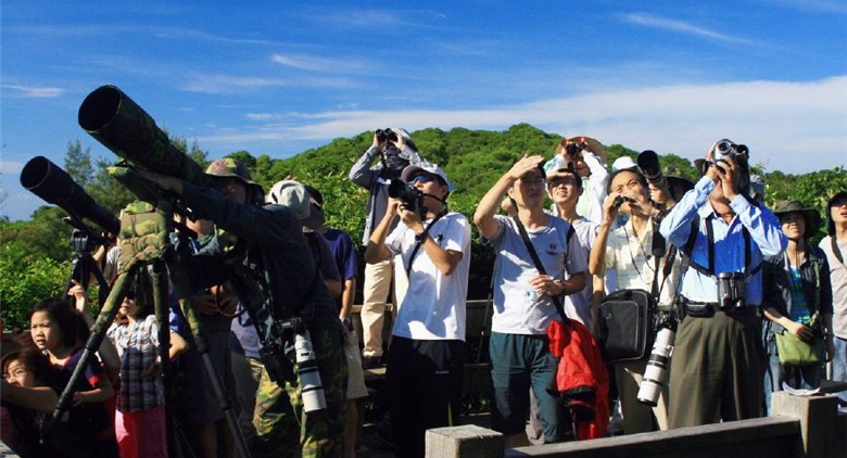 As we take a stroll in national parks, we can appreciate the beauty of various kinds of birds. ／Photo provided by KTNP