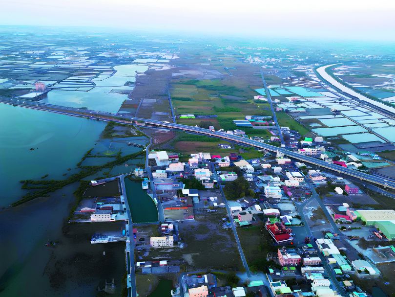 人們為了生活、經濟發展與天爭地，忽視了濕地消失對你我帶來的影響／方偉達 提供