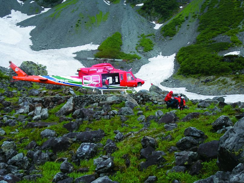中部山岳國立公園山域事件由長野縣警察機關綜合協力單位共同救援