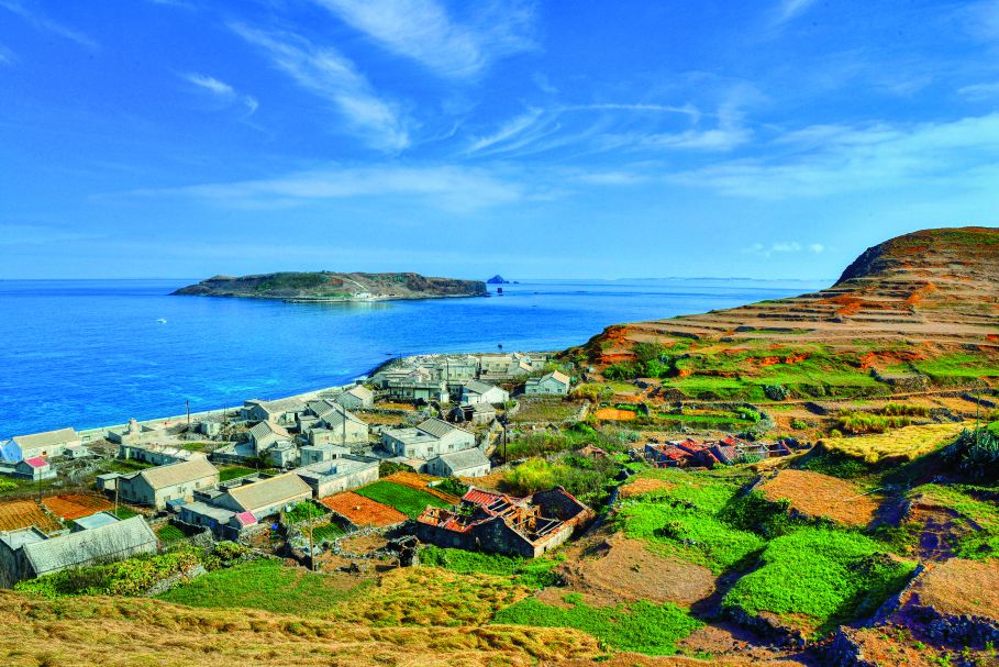 隨時光流逝褪色的記憶，透過書寫再現昔日風華（圖為東嶼坪嶼）／陳忠能 攝