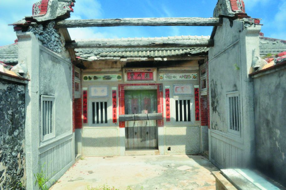 古厝的建材留有許多與臺灣本島交流的線索／曾國棟 提供