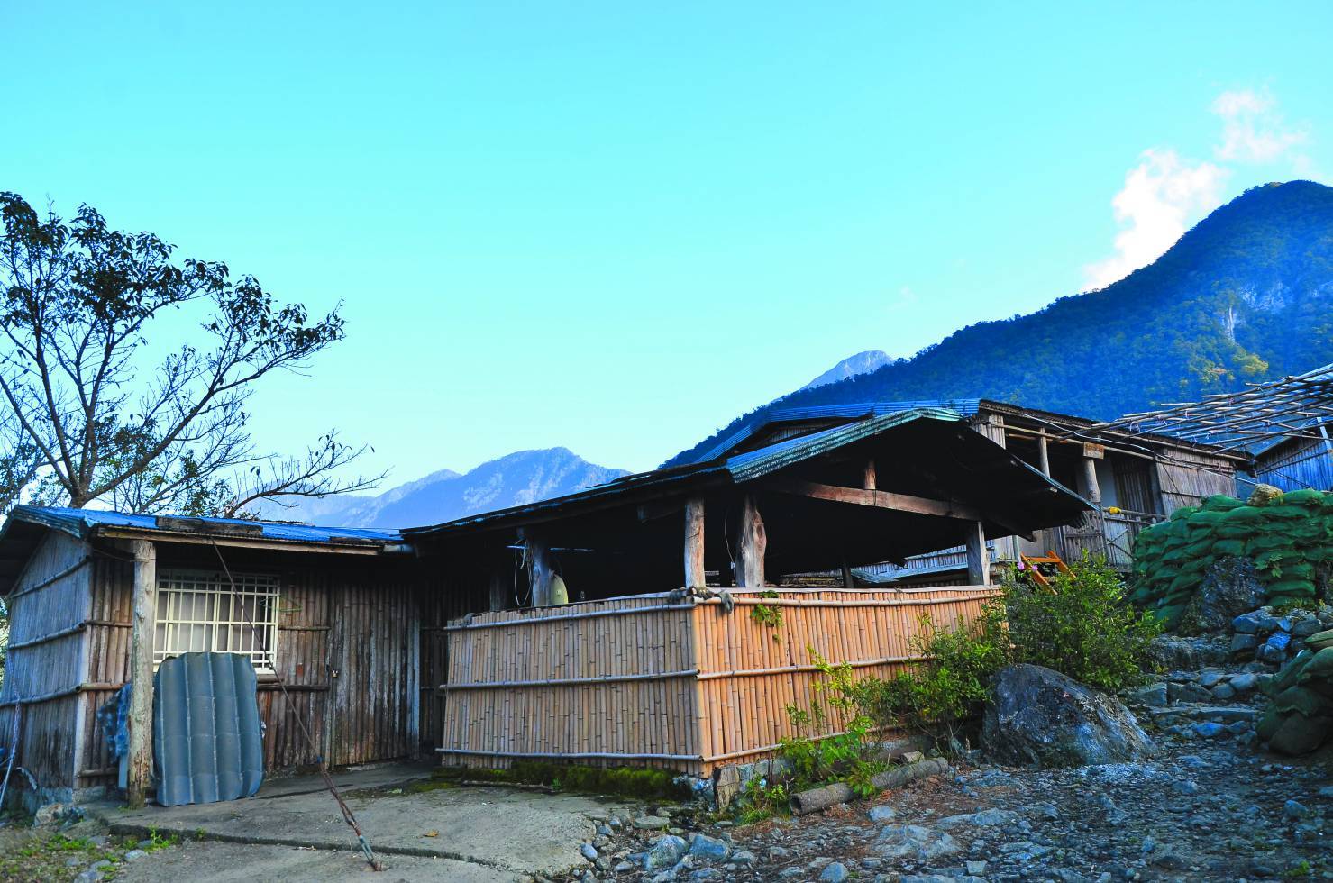 大同部落的竹屋讓住宿此地的登山客們留下深刻印象／林茂耀 攝