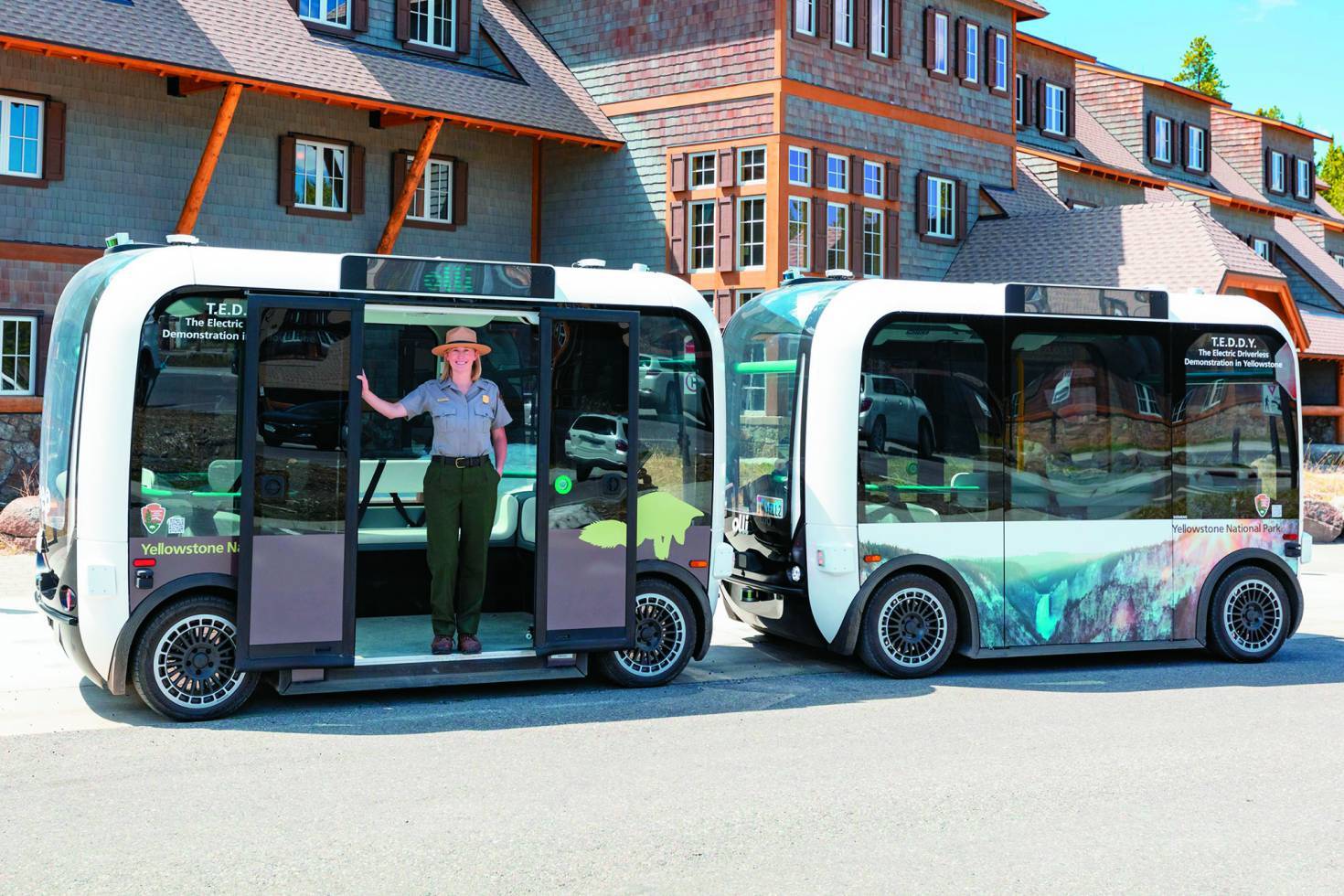 黃石公園導入無人駕駛電動車作為遊園車