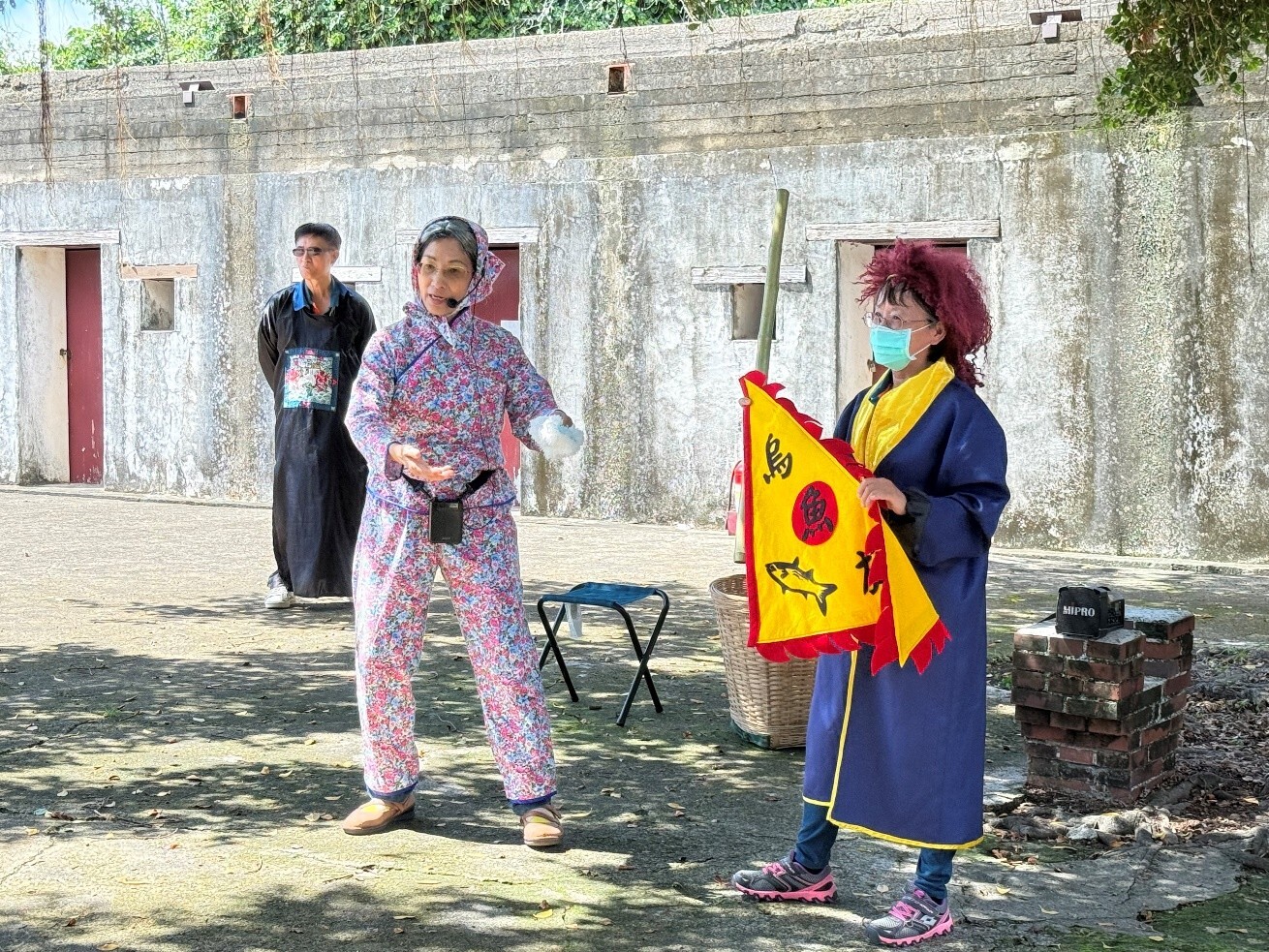 自管處的旗後山環境教育課程藉由戲劇演出和闖關活動，讓民眾瞭解高雄港如何從一個小漁村，變身成國際港口/自管處提供