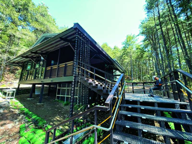 觀高山屋興建過程不只重視安全的地質環境，並留意施工期間與正式入住後，附近的野生動物不會因人為活動而受到干擾／玉管處提供