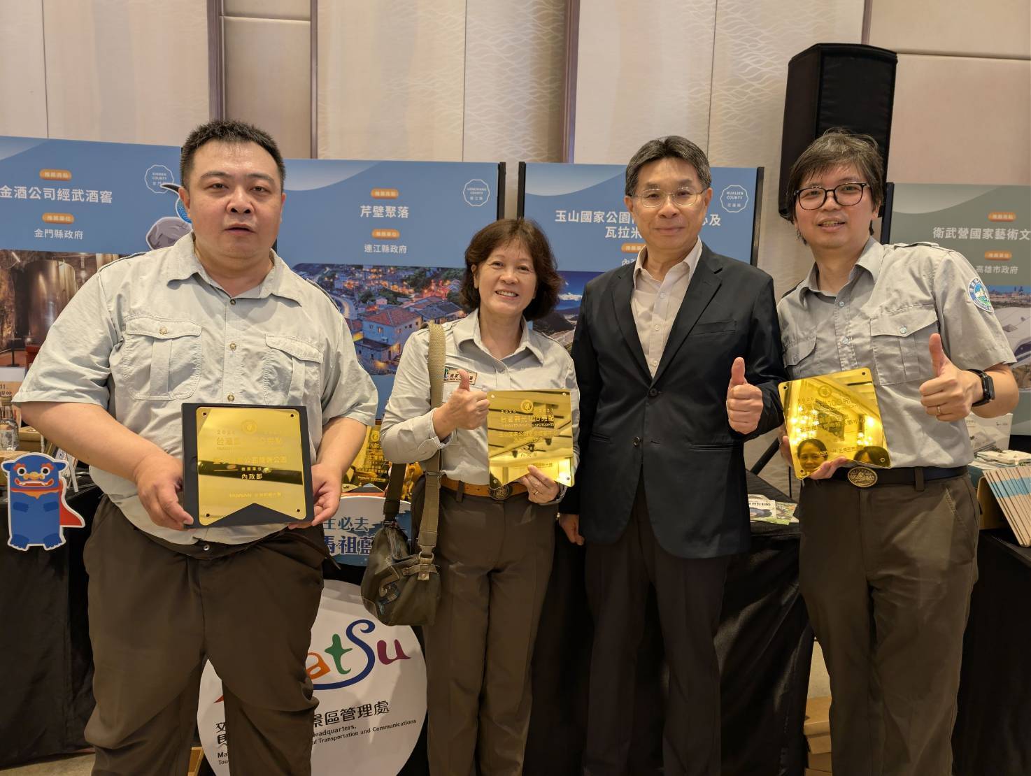 玉山（南安遊客中心及瓦拉米步道）、墾丁（龍磐公園）、雪霸（臺灣櫻花鉤吻鮭生態中心）獲2026-2027臺灣觀光100亮點獎