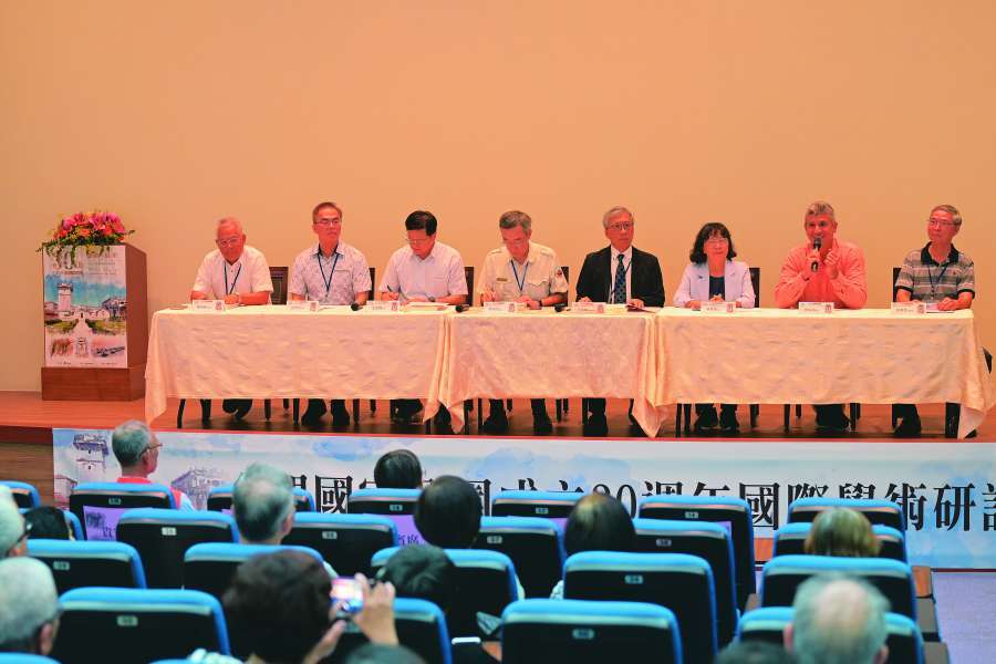 研討會上有多位國外專家學者與會／金管處 提供（黃宸皞 攝）