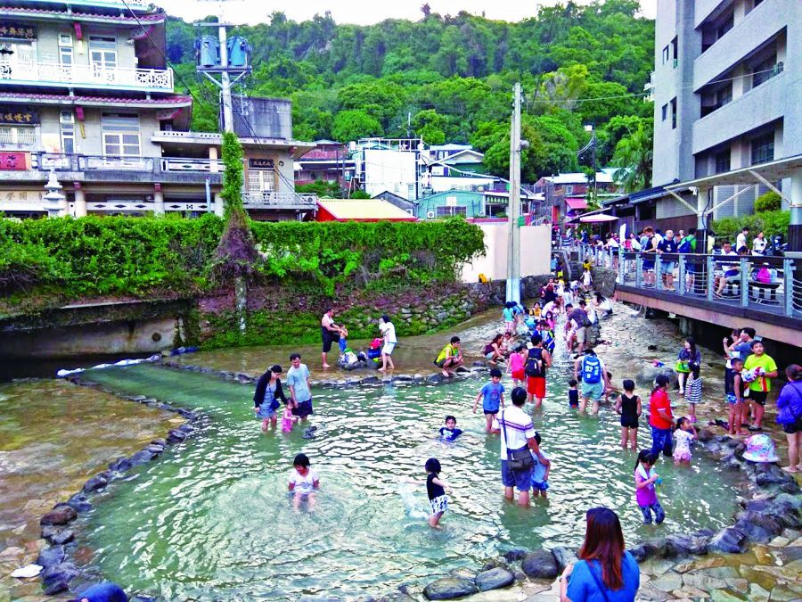 北壽山龍泉寺旁的龍巖冽泉／郭吉清 提供