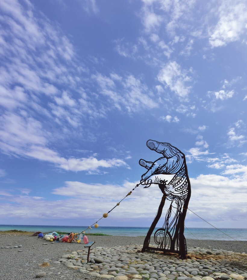An art installation inspired by the hand of an Indigenous woman.
